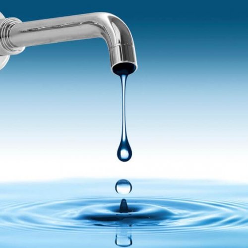 Wasser trinken - Tropfender Wasserhahn