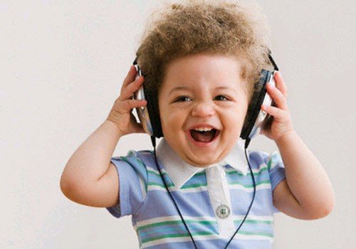 Lied. das Babys zum Lachen bringt