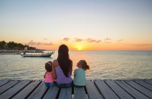 Mütter haben keine Ferien am Strand