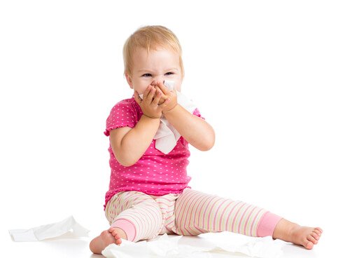 Baby vor Erkältung schützen - indem es seine Nase putzt