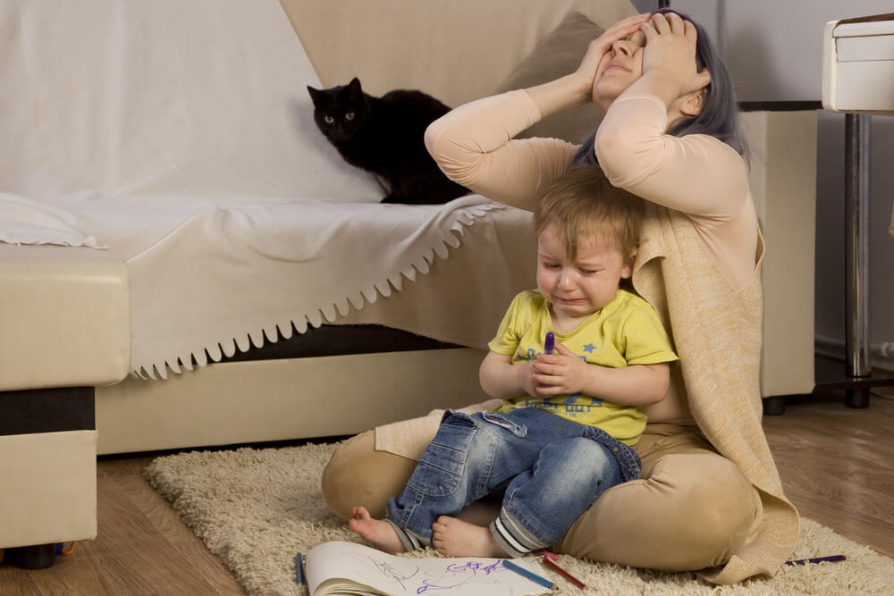Warum benehmen sich manche Kinder schlecht, wenn Mama da ist?