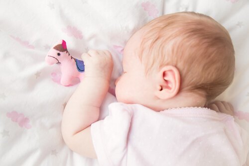 durchzuschlafen - baby-schlaeft-durch