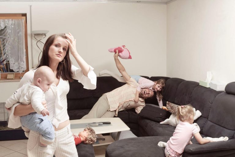 Warum sind Mütter eher gestresst als Väter?