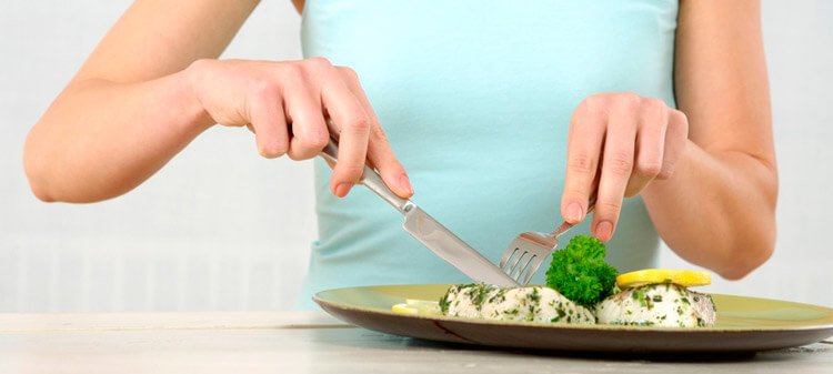 Gesundes Essen für einen flachen Bauch nach der Geburt