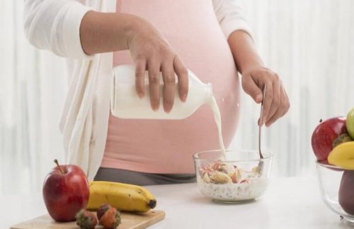 Vor allem rohe Nahrungsmittel sollen schwangere Frauen nicht zu sich nehmen.
