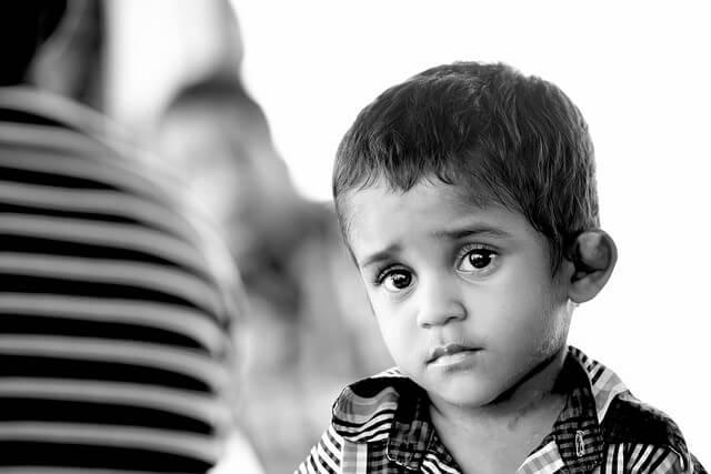 Kindesmissbrauch - trauriger-junge