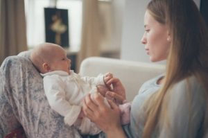 Deinem Baby etwas vorsingen hat Vorteile