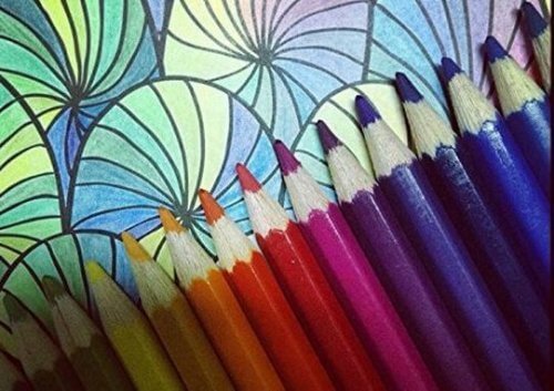 Die Guillour-Methode funktioniert mit Spiegel und Buntstiften