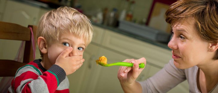 Kind nicht zum Essen zwingen weil es schädlich ist