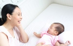 mutter baby zuhause