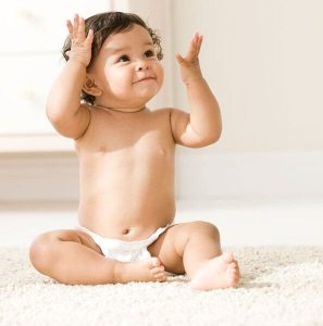 Wann kann ich mein Baby aufsetzen?