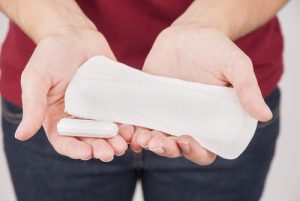 Vaginaler Ausfluss Binde und Tampon