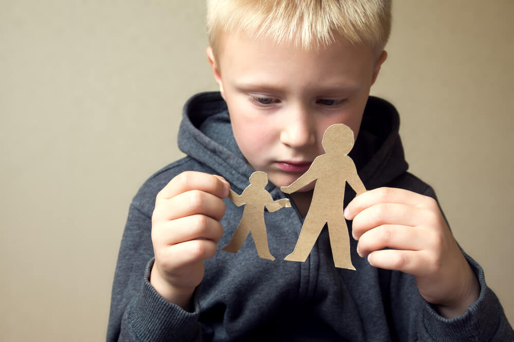 Misch dich nie in die Beziehung deines Kindes zu seinem Vater ein!