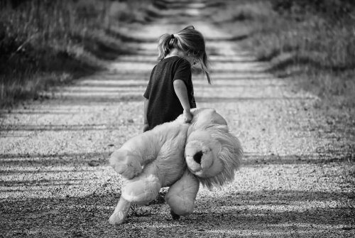 Emotional verlassen: der Brief einer Tochter an ihren Vater
