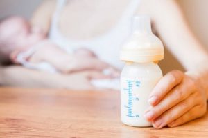Aufbewahren von Muttermilch Stillen