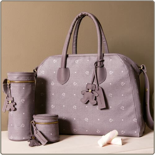 Die Kliniktasche für die Mama kann durchaus auch ein modisches Produkt sein. Es gibt sehr stylische Modelle.