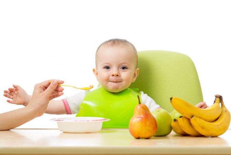 So integrierst du Früchte in die Ernährung deines Babys