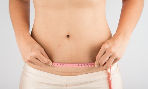 Die Narbenpflege nach einem Kaiserschnitt