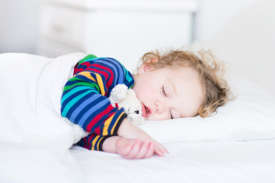 Mittagsschlaf: Vorteile für Babys und Kinder