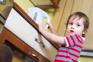 Verbrennungen mit kochendem Wasser: Was tun?