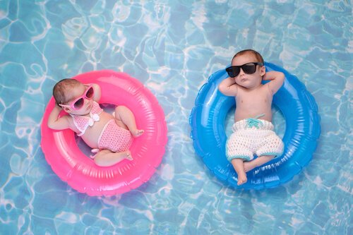 Pool mit Babys