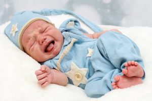 Nierenbeckenerweiterung bei Säuglingen: Symptome, Diagnose und Behandlung