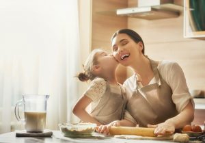Wie die Augen einer Tochter die Liebe ihrer Mutter betrachten