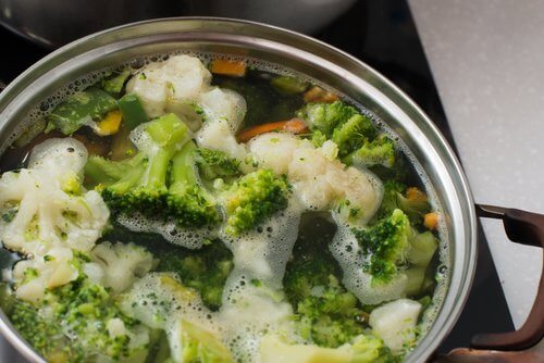 Gemüsesuppe
