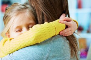 Wie wir unseren Kindern beibringen zu vergeben