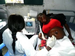 Ultraschall sorgt für Erstaunen im Kongo