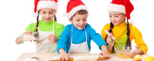 Kochen und Backen sind wunderbare Weihnachtsaktivitäten für die ganze Familie