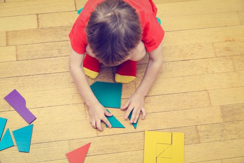 Verschiedene Übungen können den Fokus von Kindern verbessern