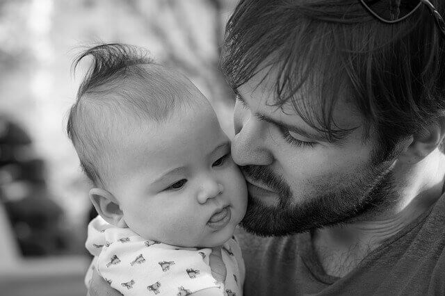 Papa, du bist auch schwanger!