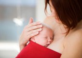 Hautkontakt mit Baby