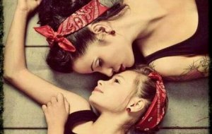 Mutter und Tochter