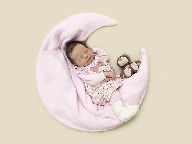 Wie erkenne ich eine Ohrentzündung bei meinem Baby?