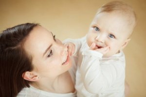 Ratgeber: Fingerlutschen bei Kindern