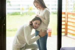 So wichtig ist das Sprechen mit deinem Baby im Mutterleib