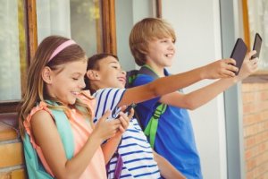 technologische Abhängigkeit von Kindern