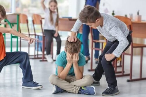 Wie regelt man Konflikte im Klassenzimmer?