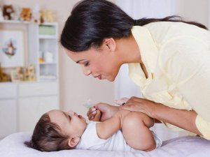 Singen ist für Babys wunderbar