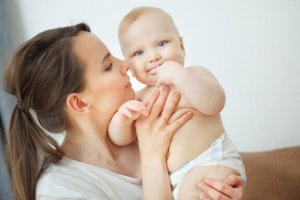Wonach riechen Neugeborene?