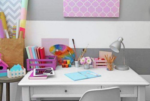 Tolle Tipps zur Gestaltung eines Schreibtisches für dein Kind