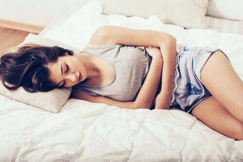 Polyzystisches Ovarialsyndrom: Ursachen, Symptome und Behandlung