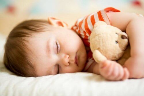 Regelmäßige Schlafzeiten sind für Kinder grundlegend!