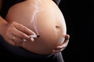 Rauchen während der Schwangerschaft kann die DNA deines Babys verändern