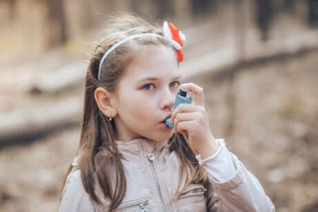Mädchen mit Asthma