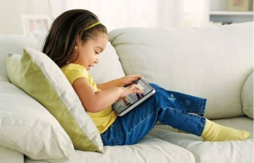 Suche nach einer altersgemäßen Aktivität, um einen bewegungsarmen Lebensstil bei deinen Kindern zu verhindern