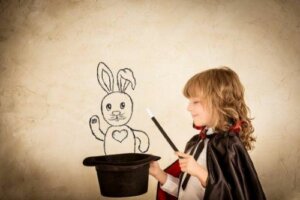 4 lustige Zaubertricks für Kinder