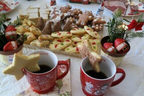 Wenn du vorab Weihnachtspläne für dich und deine Kinder schmiedest, gehst du die Weihnachtszeit entspannter an